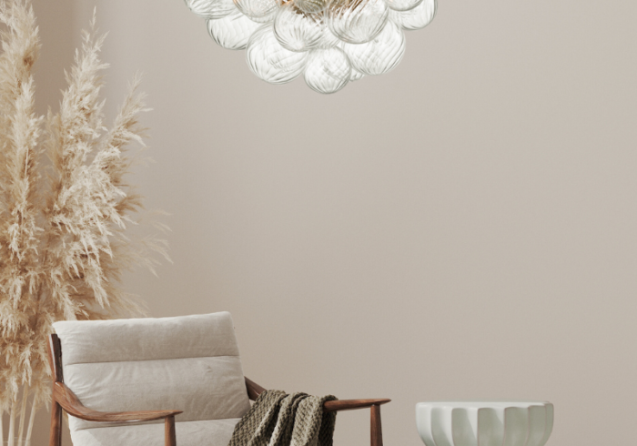 How to choose the right lighting for your home.Select a big enough light fixture to make a good statement.